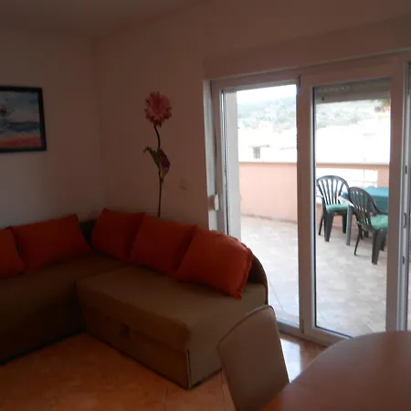 Apartment With Parking Space Mavarstica, Ciovo - 11208 Trogir