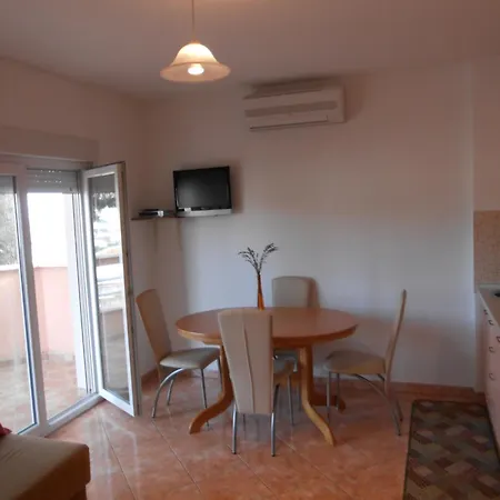 Apartment With Parking Space Mavarstica, Ciovo - 11208 *