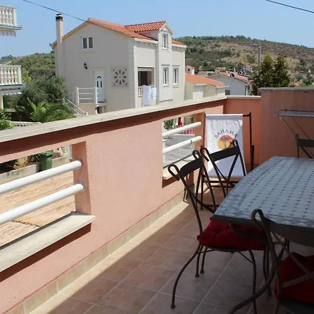 With Parking Space Mavarstica, Ciovo - 11208 Apartman *