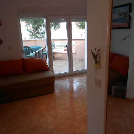 With Parking Space Mavarstica, Ciovo - 11208 Apartman