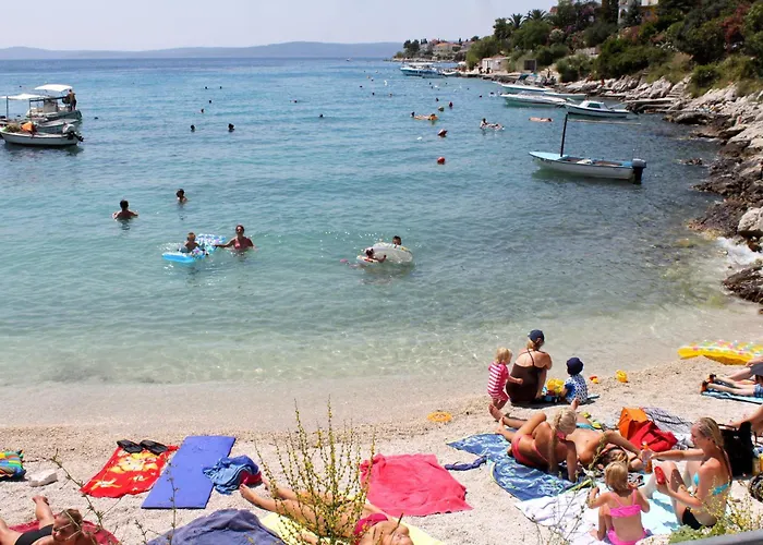 公寓 With Parking Space Mavarstica, Ciovo - 11208