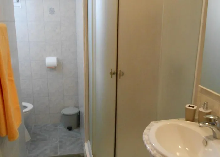 Apartment With Parking Space Mavarstica, Ciovo - 11208