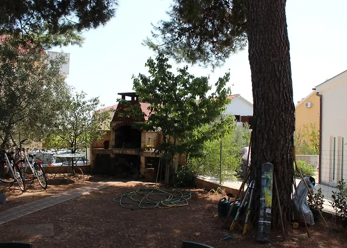 With Parking Space Mavarstica, Ciovo - 11208 Apartment